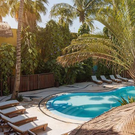 Exe El Pueblito Hotel Isla Holbox Екстериор снимка