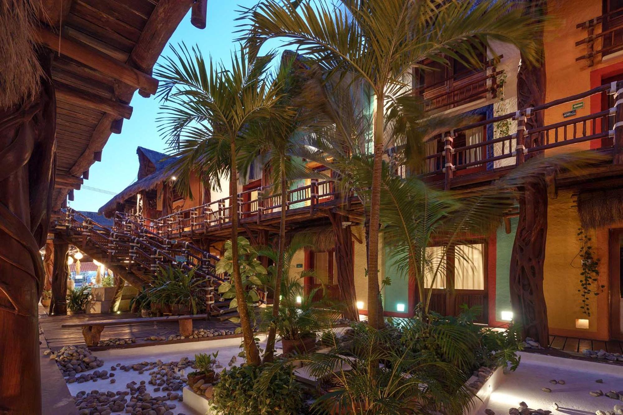 Exe El Pueblito Hotel Isla Holbox Екстериор снимка