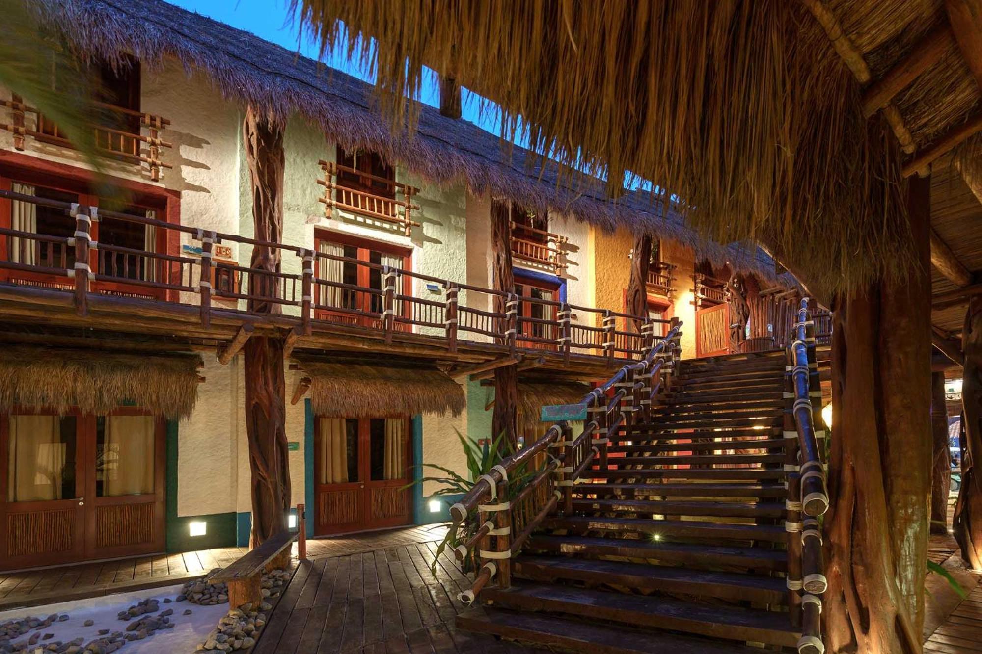 Exe El Pueblito Hotel Isla Holbox Екстериор снимка
