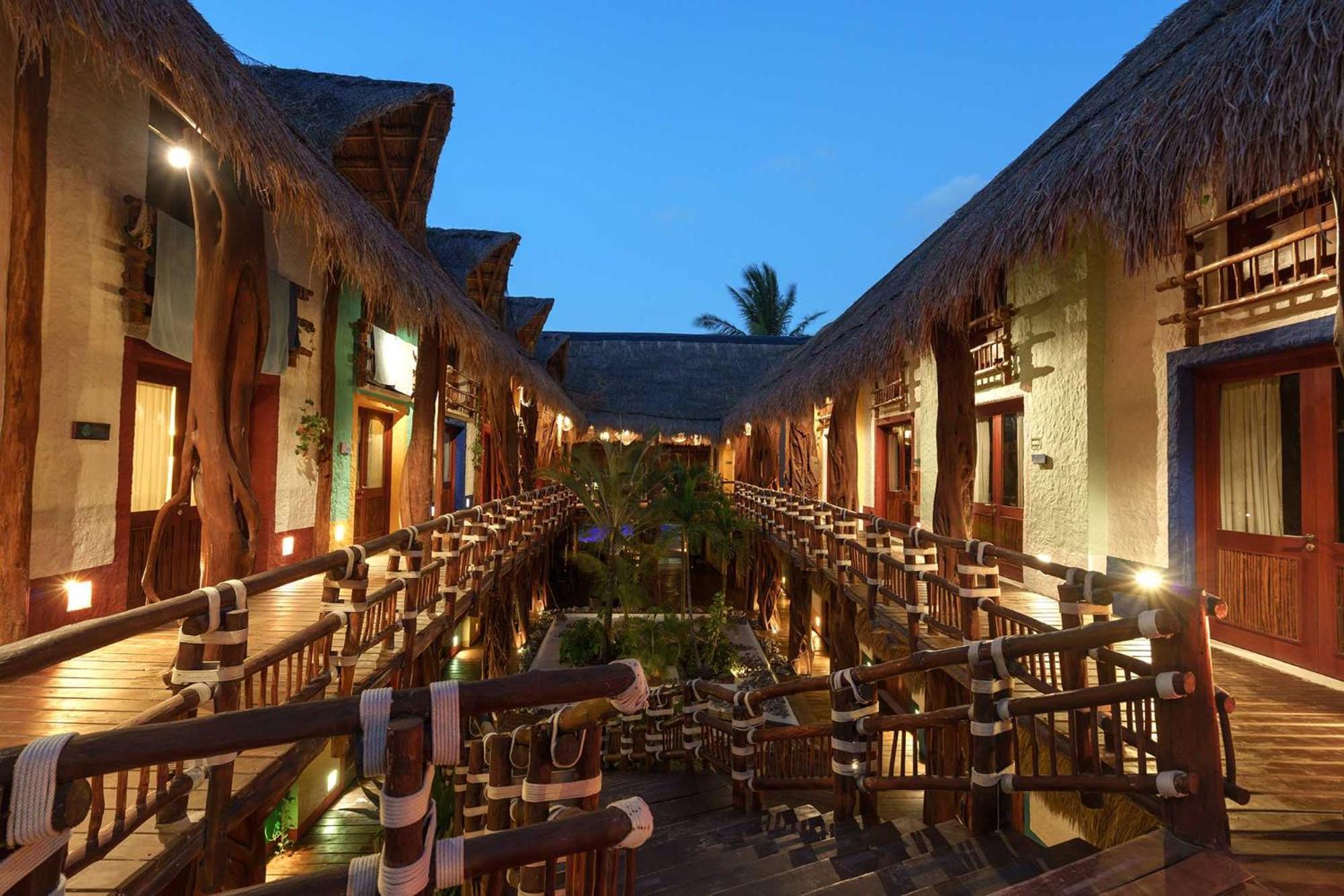Exe El Pueblito Hotel Isla Holbox Екстериор снимка